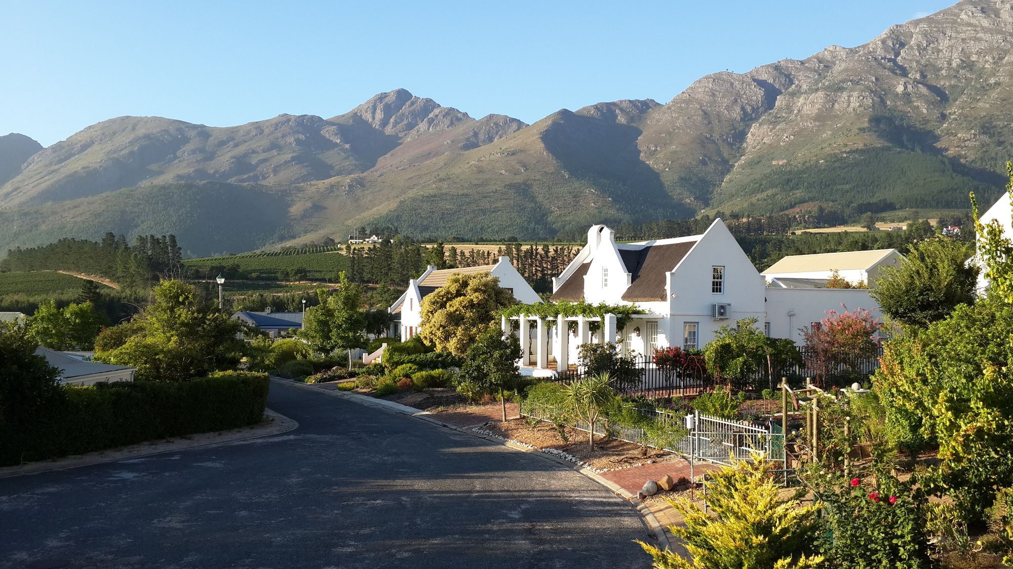 Villa-Roux Garden Cottage Franschhoek Bagian luar foto